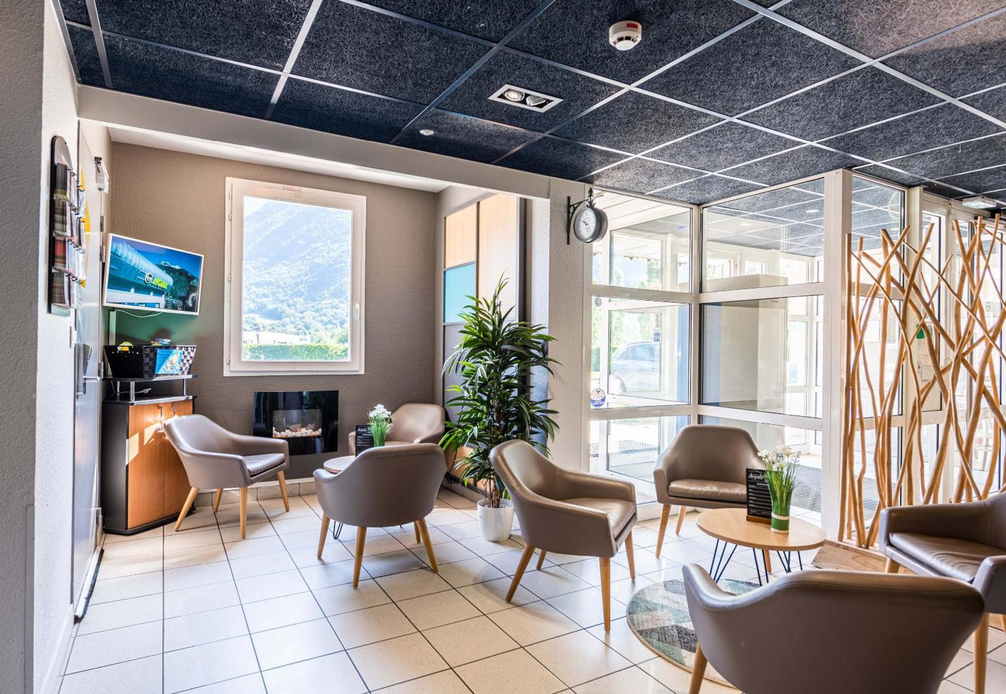 B&B Hotel Saint Jean De Maurienne Sainte-Marie-de-Cuines Kültér fotó